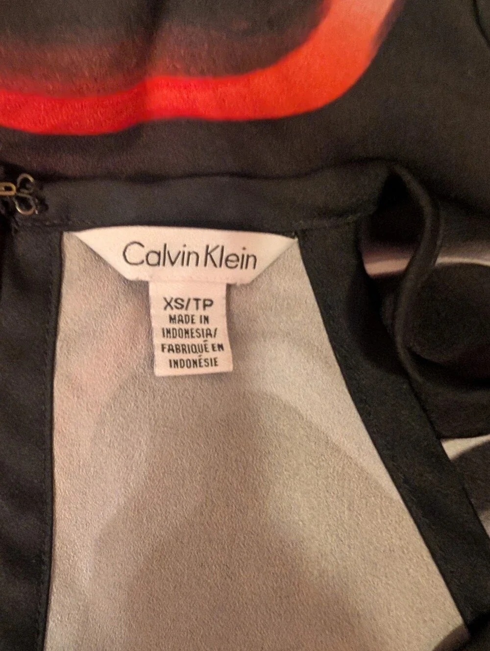 Calvin Klein Women's XS Red White Black Sleeveless Blouse